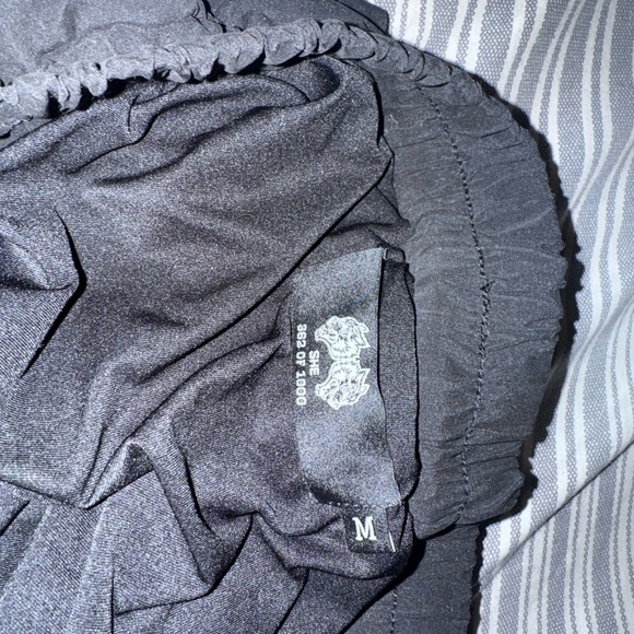 Hesh She “Phantom” Running Shorts - Picture 4 of 5